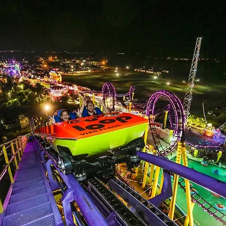 Сasa de vacaciones Pres De Avec Piscine Partagee Vias