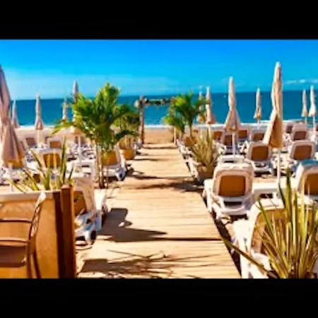 Holiday home Pres De Avec Piscine Partagee *