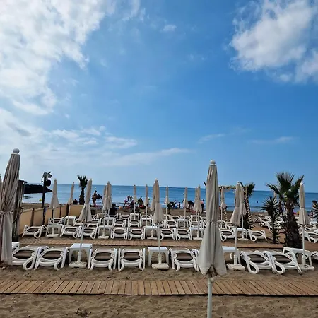 Pres De Avec Piscine Partagee