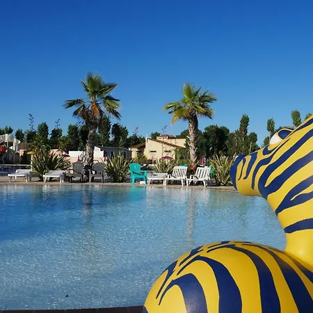 Pres De Avec Piscine Partagee Tatil Evi *