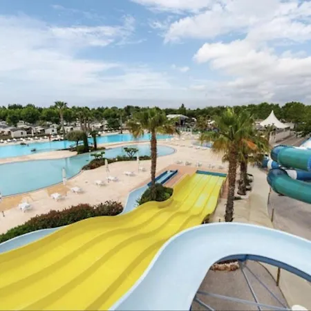 Pres De Avec Piscine Partagee Tatil Evi Vias