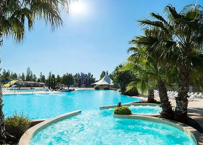 Près De Avec Piscine Partagée Casa vacanze *