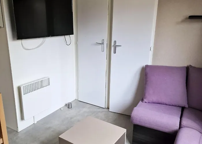 Près De Avec Piscine Partagée